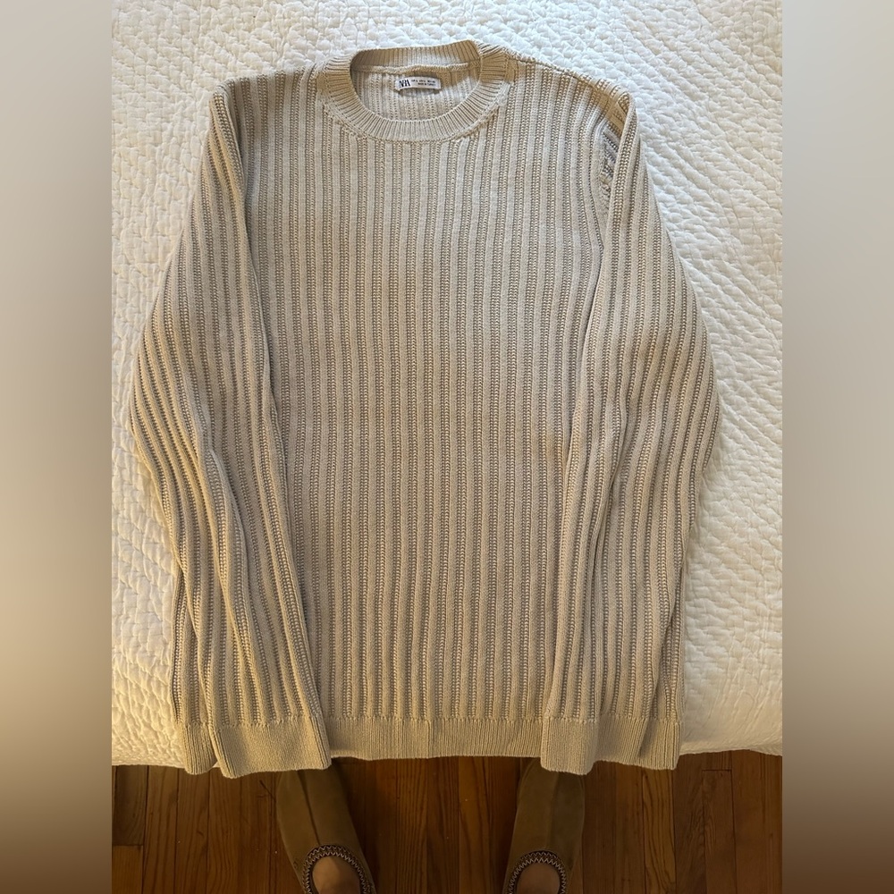Zara Cream Crewneck Sweater with Textured Ribbing